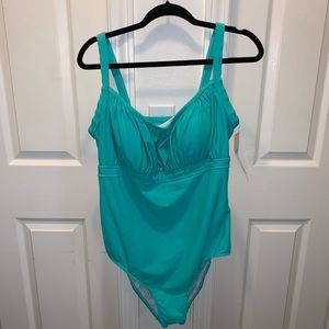 CASTAWAYS GREEN SWIMSUIT   (K)